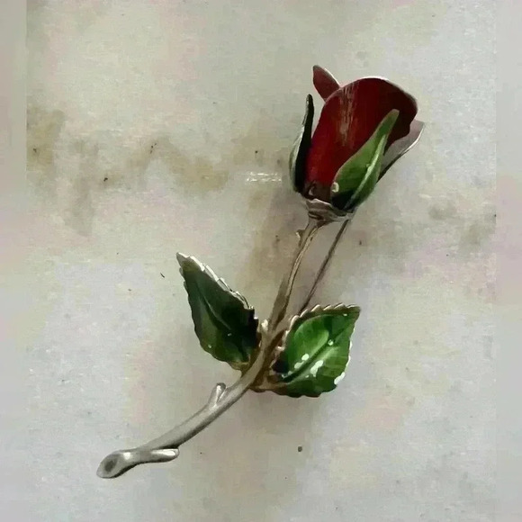 Giovanni Jewelry - VTG Signed GIOVANNI ROSE Figural Gold Tone Pin Brooch in Original Box